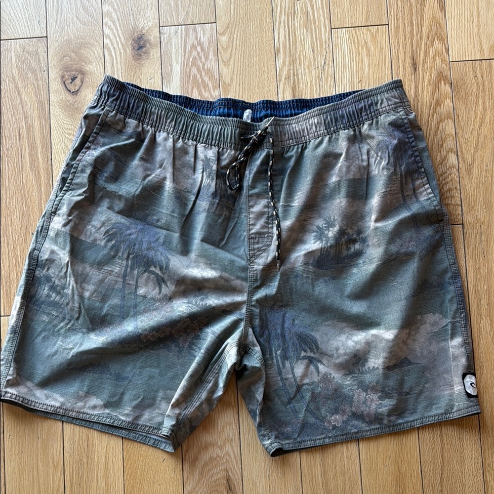 Men's Rip Curl Board shorts/swim shorts - size XL